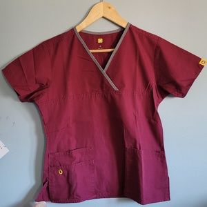 Wonderwink Maroon Scrub top size Small